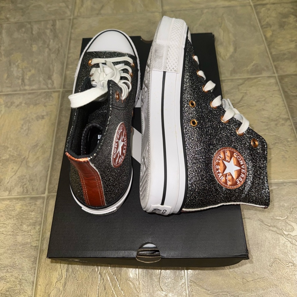 Like New/EUC - Converse Chuck Taylor All Star Lift Platform Sneakers - Picture 8 of 8